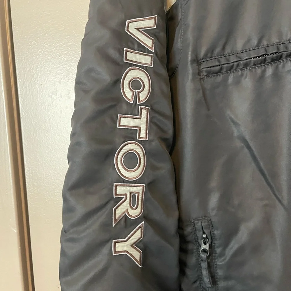 Unisex Victory rain or light jacket 🔥🔥 - Picture 5 of 6